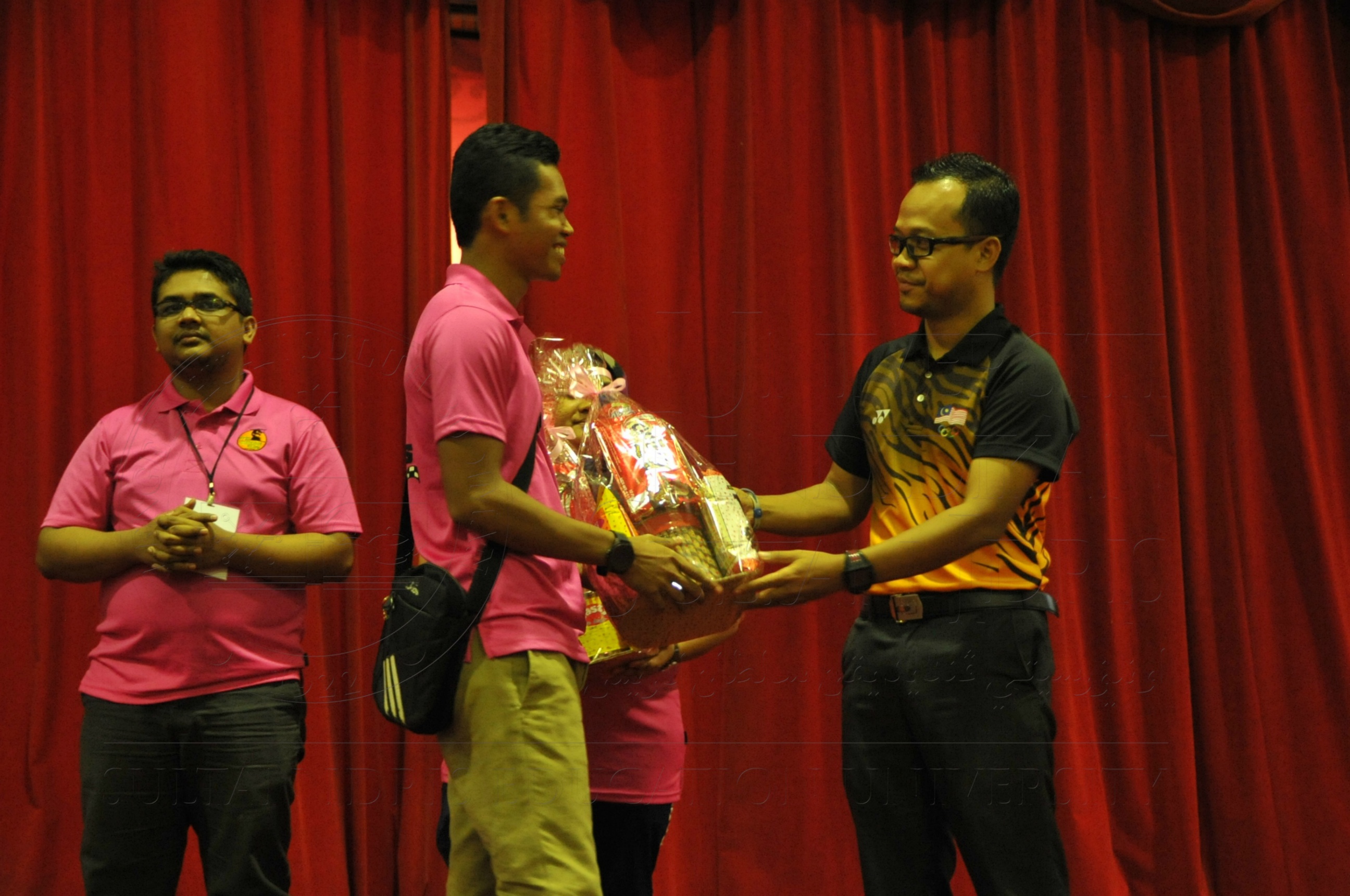 PRO15 158 CATUR HAS 9532